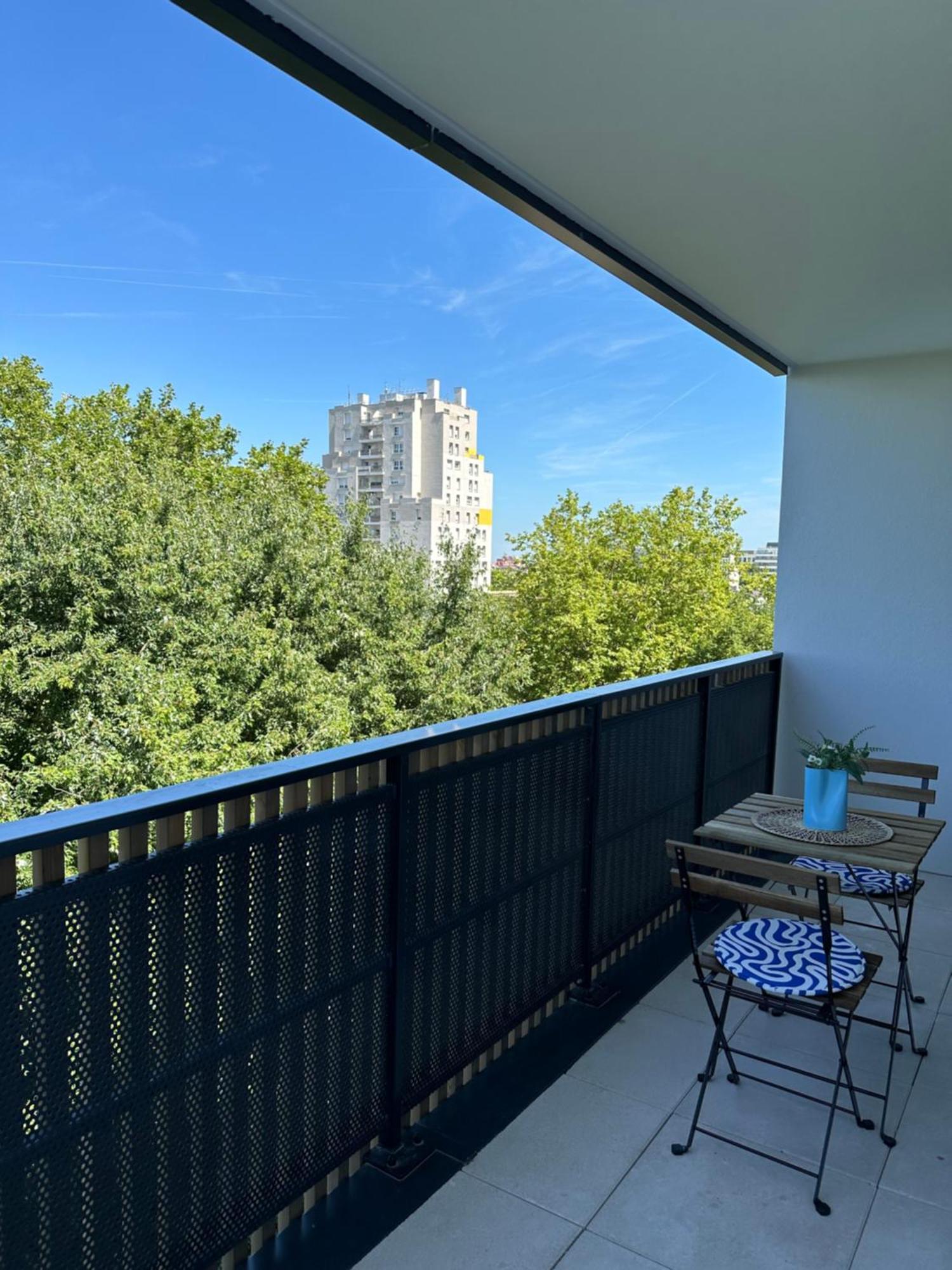 Apartment Entre Paris Et *